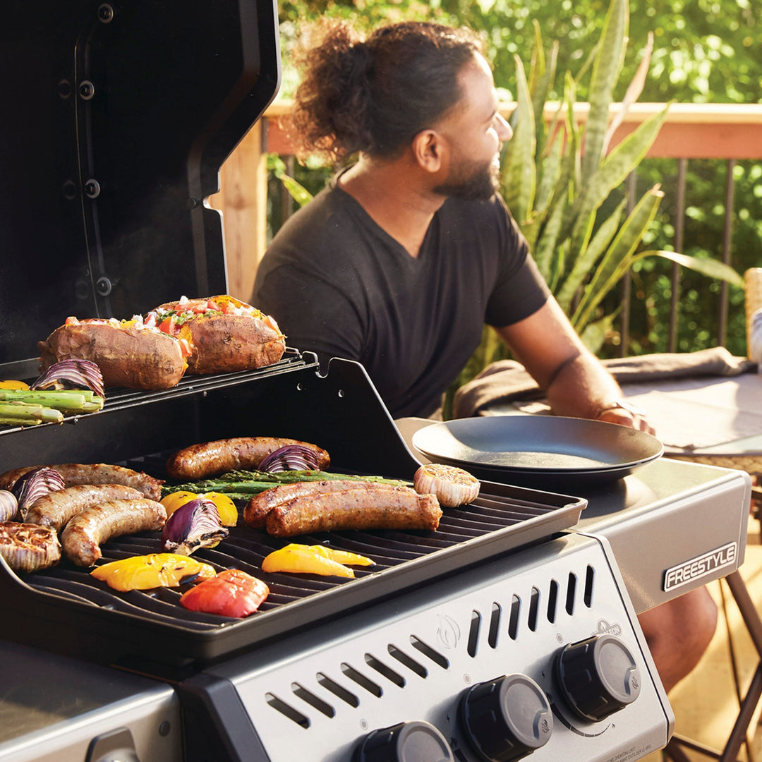 Napoleon Freestyle 365 Gas Barbecue