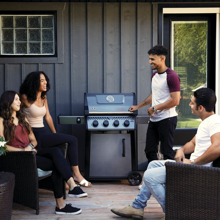 Napoleon Freestyle 425 Gas Barbecue